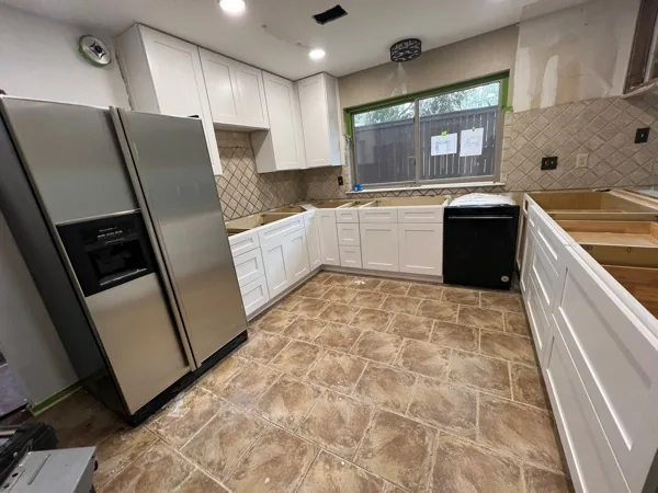 Kitchen Island Sizes 101: How Big Should Your San Antonio Kitchen Island Be?