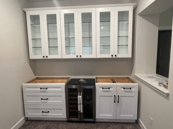 Custom vs Stock Cabinets: Which Makes Sense for a San Antonio Remodel?